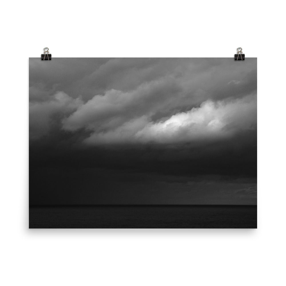 horizon | dark skies on the northern beaches, sydney, australia. the weather's usually nicer out of shot.