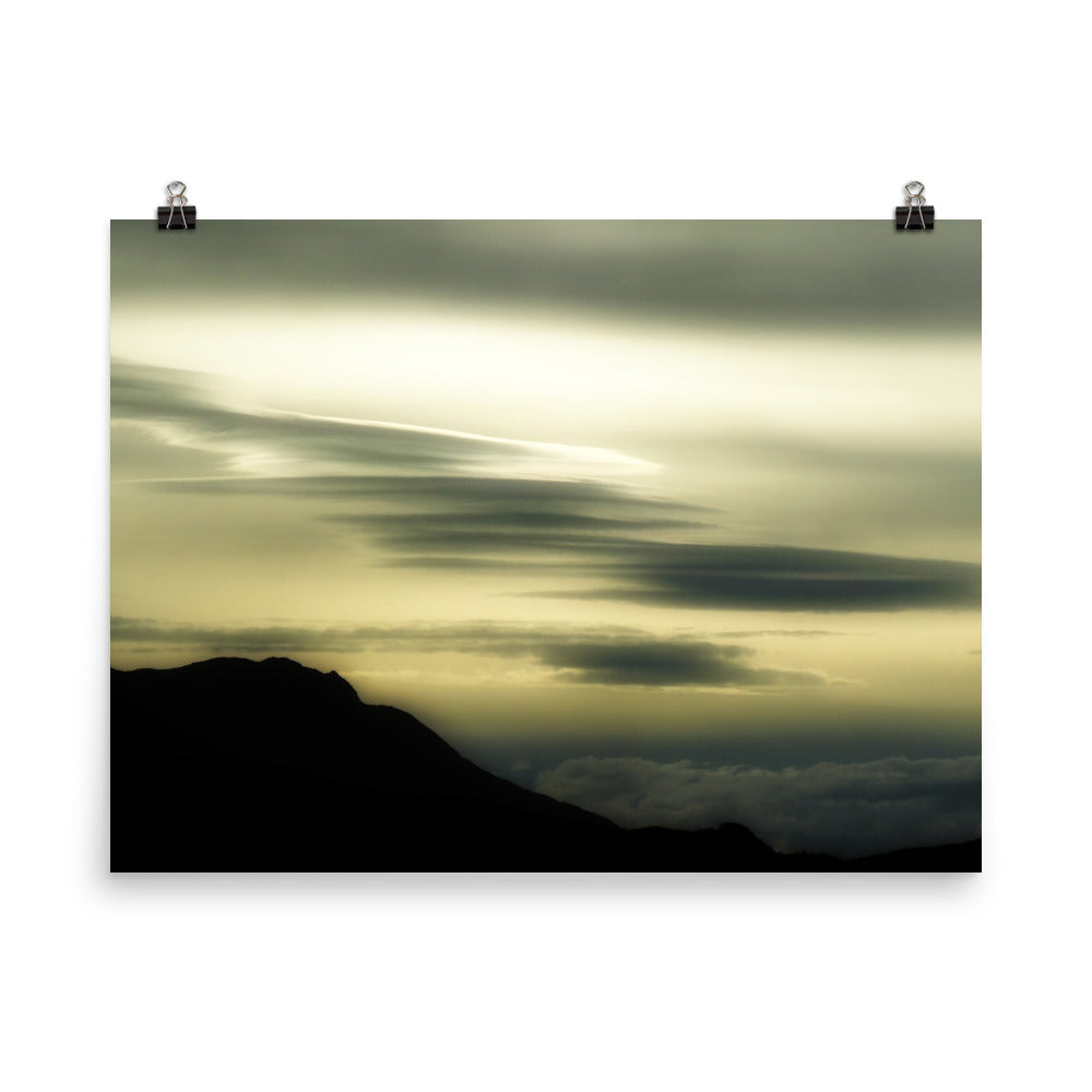 lenticular | Labradorian clouds need their own name. Canada